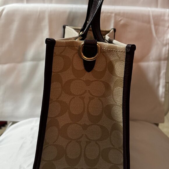 Coach Dempsey Carryall Cream, Beige with Signature Light Brown Canvas - Picture 8 of 15